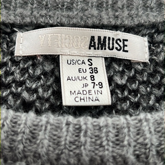 Amuse Society Women’s Gray Sweater - Picture 6 of 9